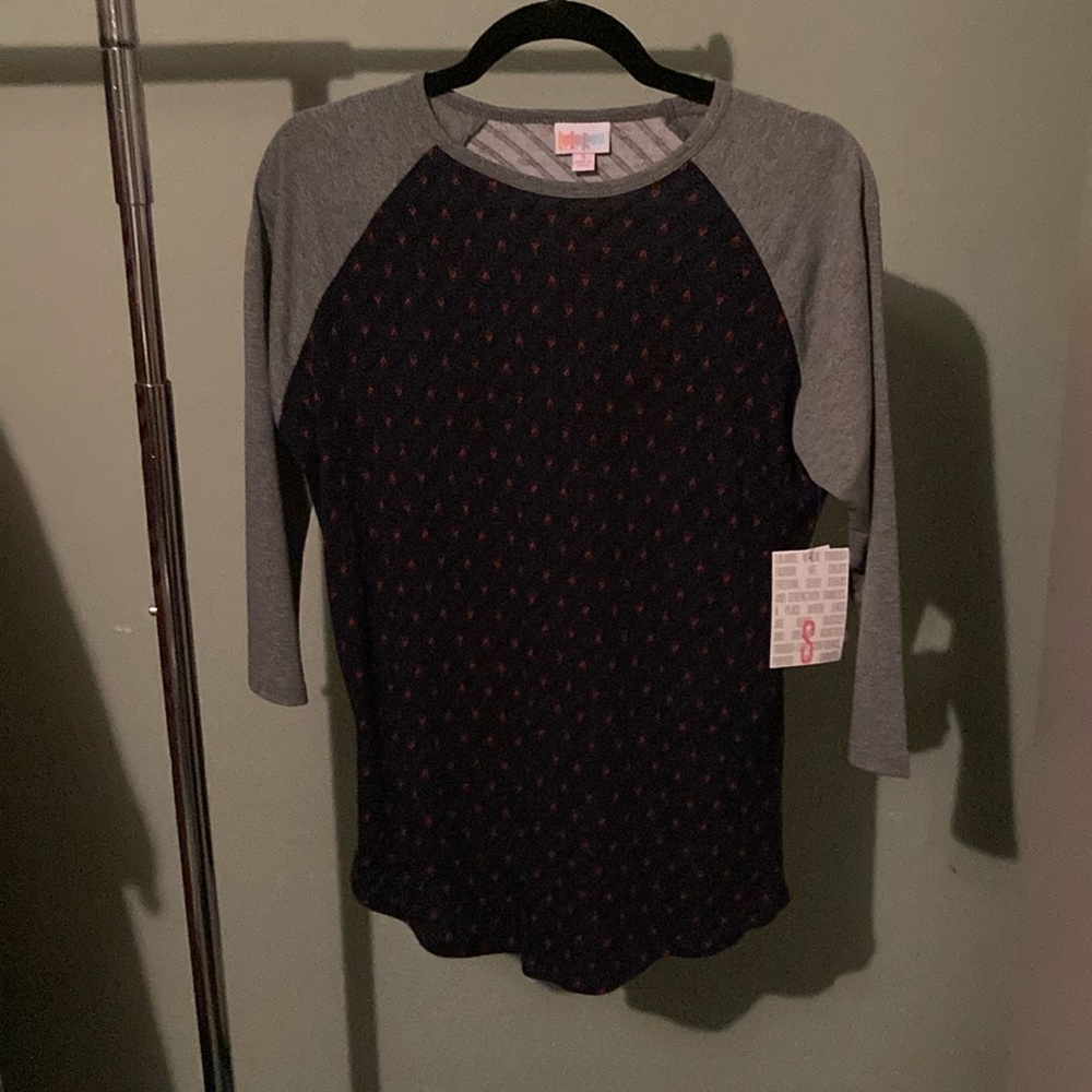 Lularoe small Randy shirt